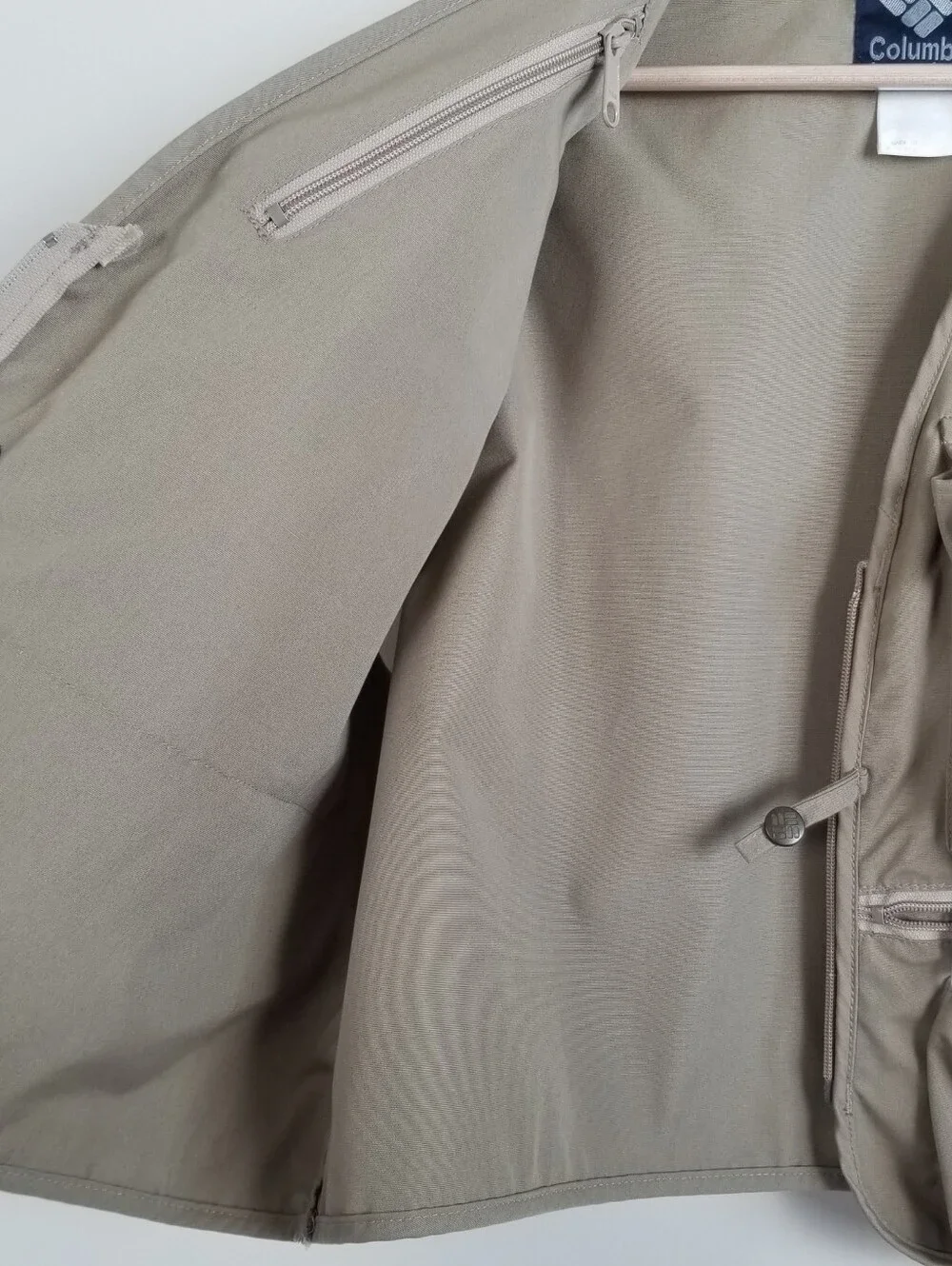 Columbia Sportswear Company no size